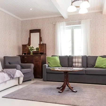 Semesterbostad Einola By Interhome
